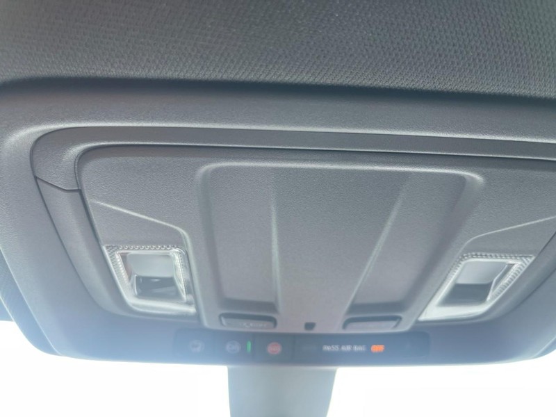 GMC Sierra 2500HD Vehicle Image 32