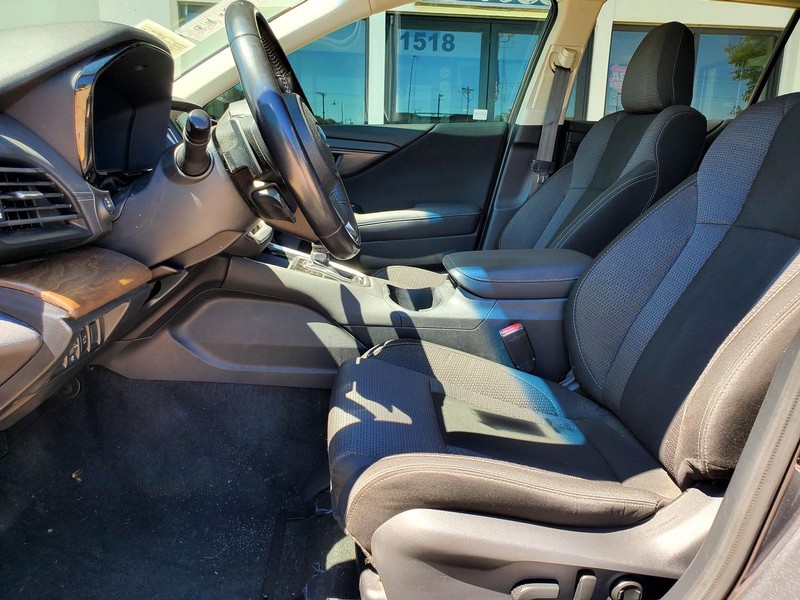 Subaru Outback Vehicle Image 13