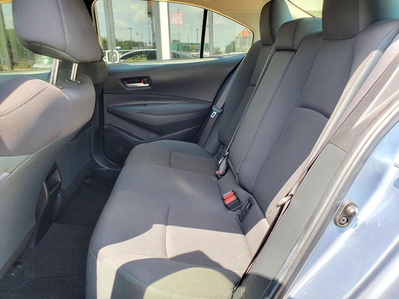 Toyota Corolla Vehicle Image 15