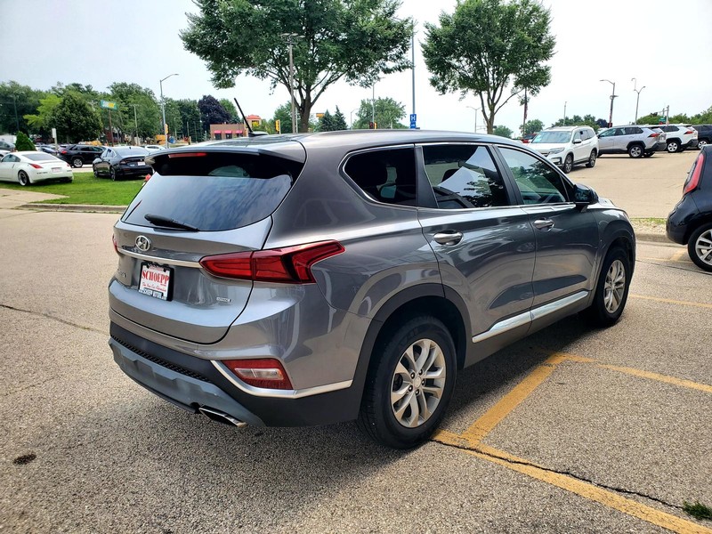 Hyundai Santa Fe Vehicle Image 05