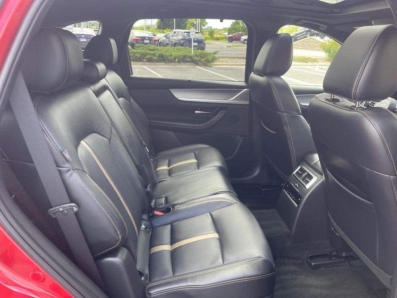 Mazda CX-70 Vehicle Image 30