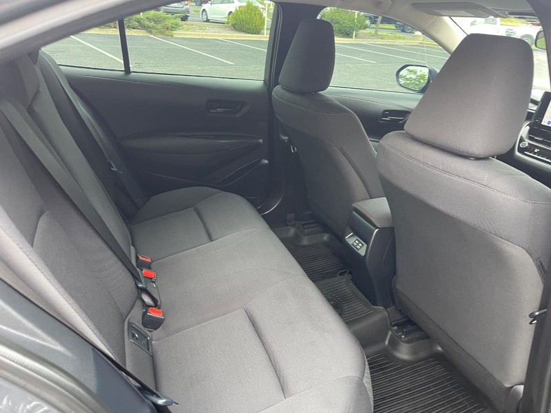 Toyota Corolla Vehicle Image 10
