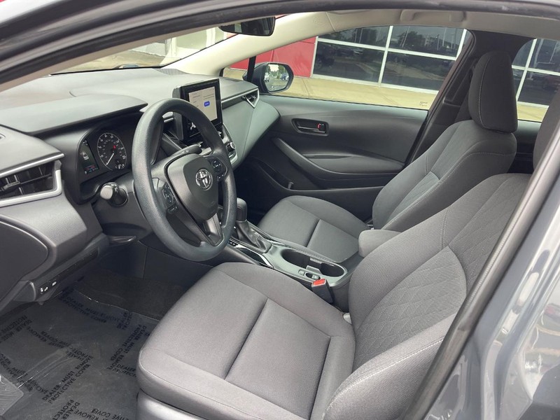 Toyota Corolla Vehicle Image 11