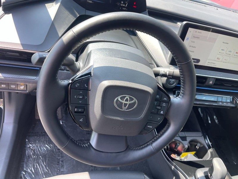 Toyota Prius Vehicle Image 17