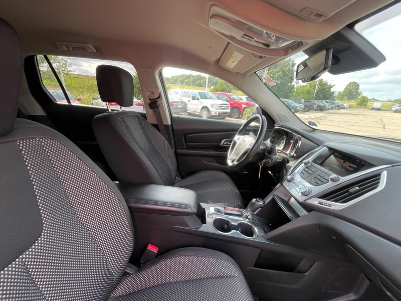 GMC Terrain Vehicle Image 04