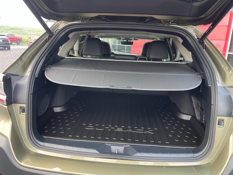 Subaru Outback Vehicle Image 16