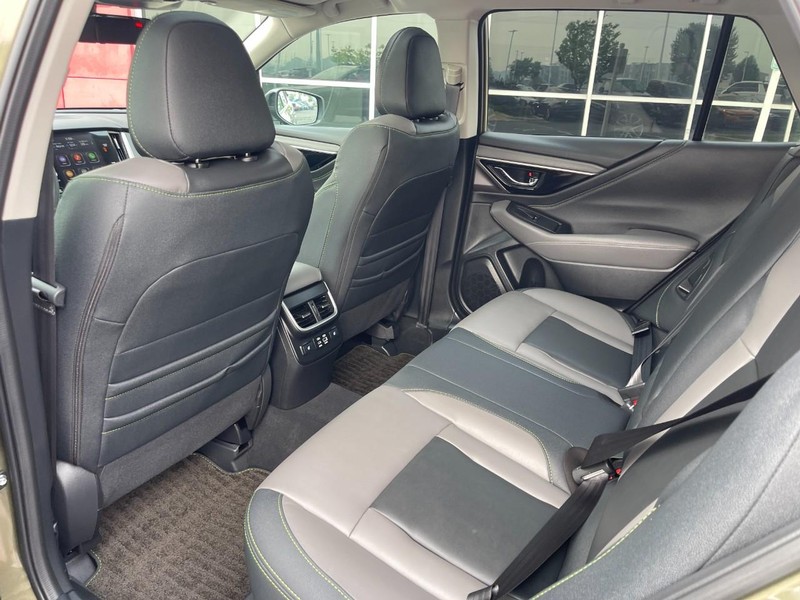 Subaru Outback Vehicle Image 18