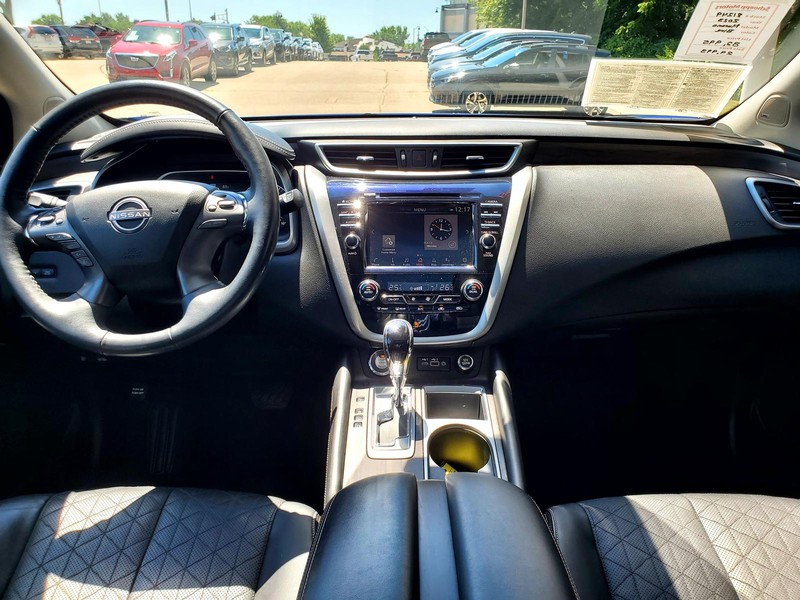 Nissan Murano Vehicle Image 08