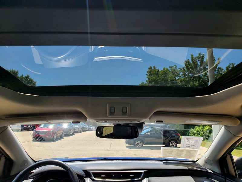 Nissan Murano Vehicle Image 12