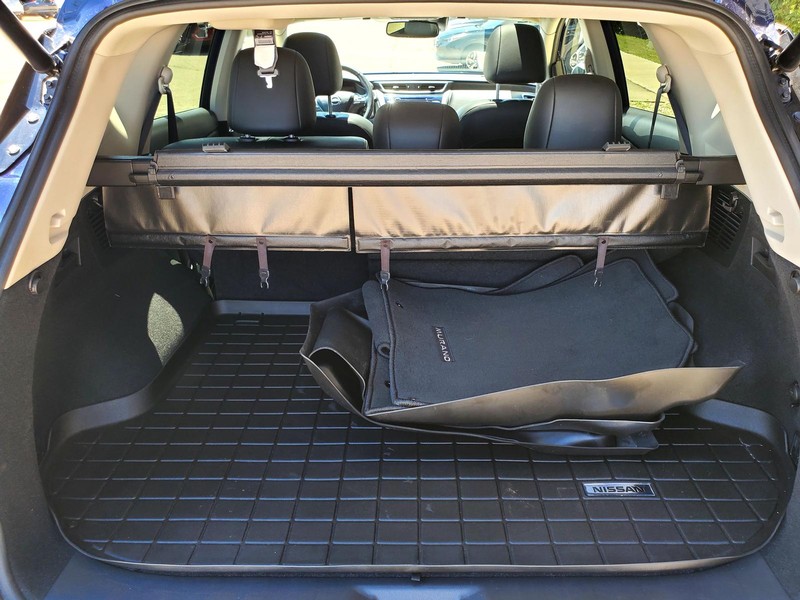 Nissan Murano Vehicle Image 17