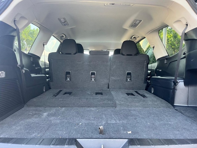 Subaru Ascent Vehicle Image 17