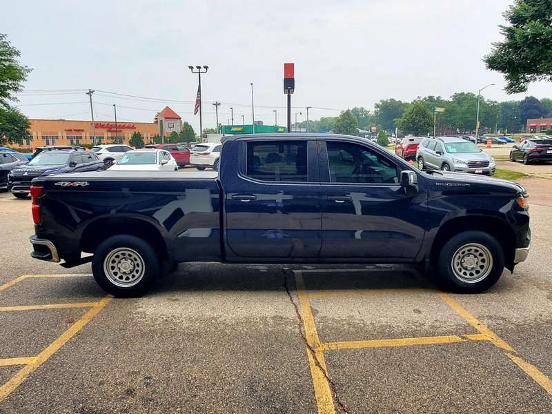 Chevrolet Silverado 1500 Vehicle Image 04