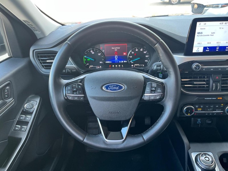 Ford Escape Vehicle Image 13