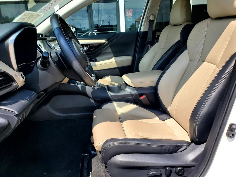 Subaru Outback Vehicle Image 13