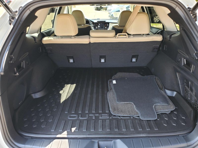 Subaru Outback Vehicle Image 17