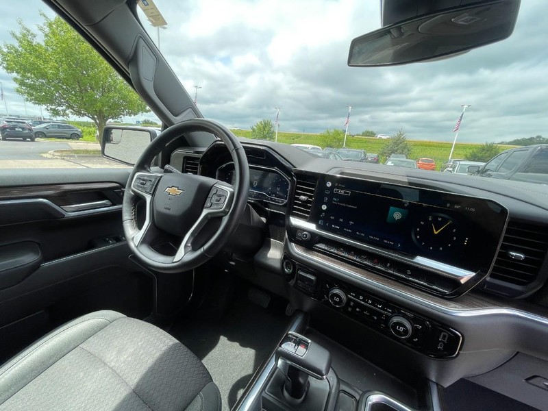 Chevrolet Silverado 1500 Vehicle Image 06
