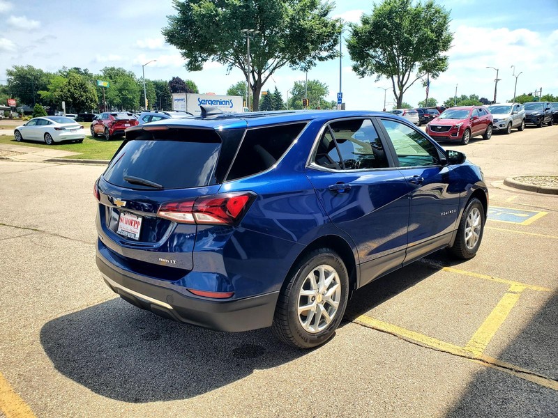 Chevrolet Equinox Vehicle Image 05