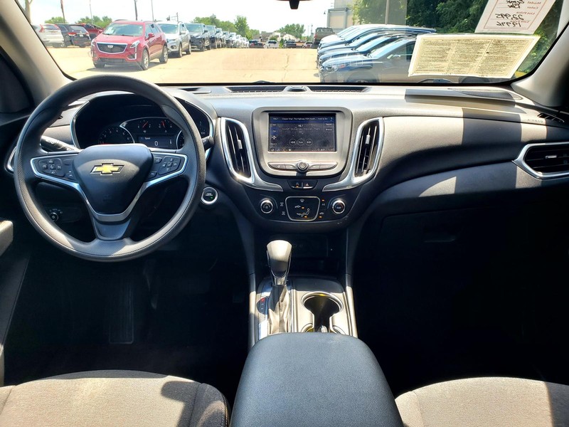 Chevrolet Equinox Vehicle Image 08