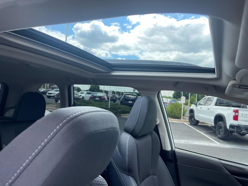 Subaru Forester Vehicle Image 10