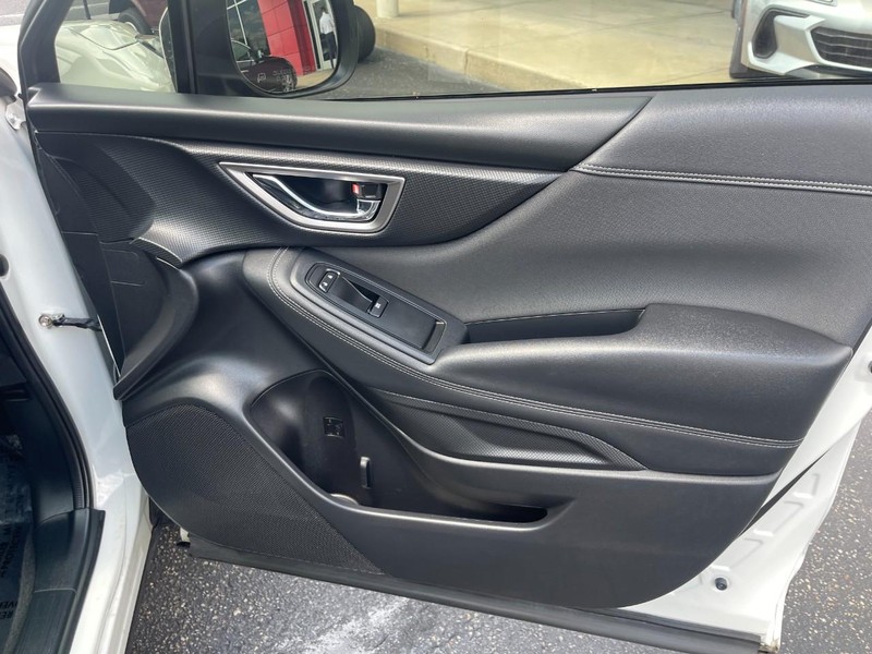 Subaru Forester Vehicle Image 12