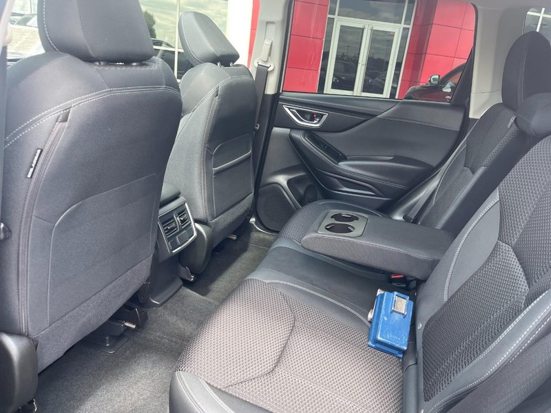 Subaru Forester Vehicle Image 17