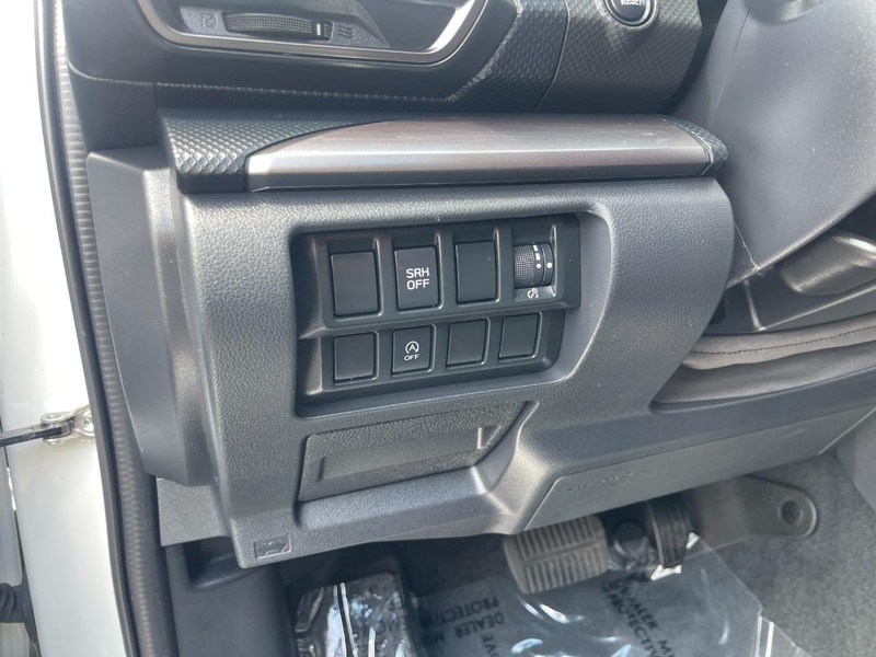 Subaru Forester Vehicle Image 21