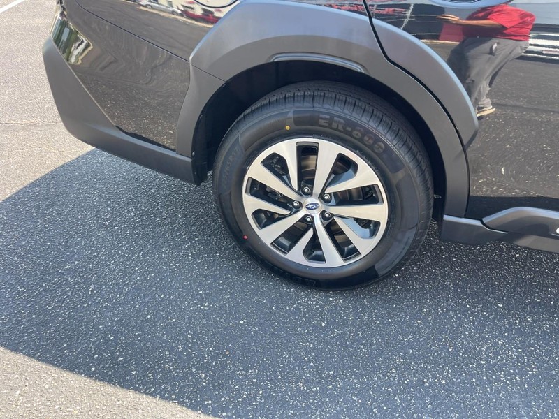 Subaru Outback Vehicle Image 08