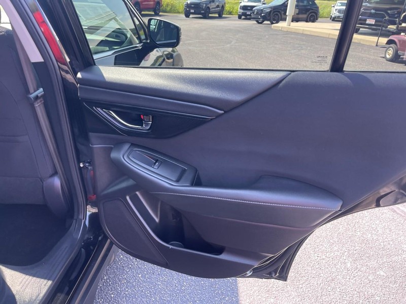 Subaru Outback Vehicle Image 12
