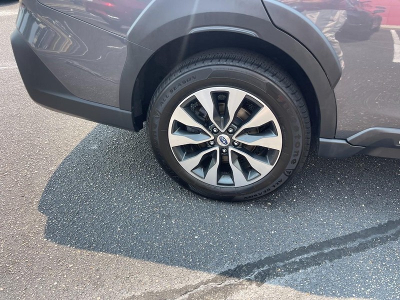 Subaru Outback Vehicle Image 08