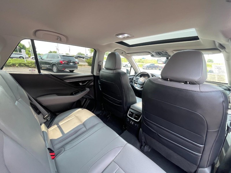 Subaru Outback Vehicle Image 15