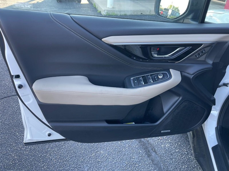 Subaru Outback Vehicle Image 17