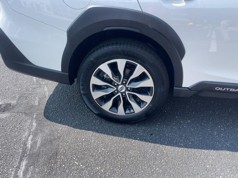 Subaru Outback Vehicle Image 08