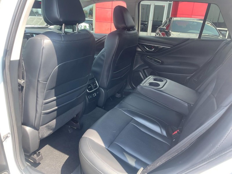 Subaru Outback Vehicle Image 19