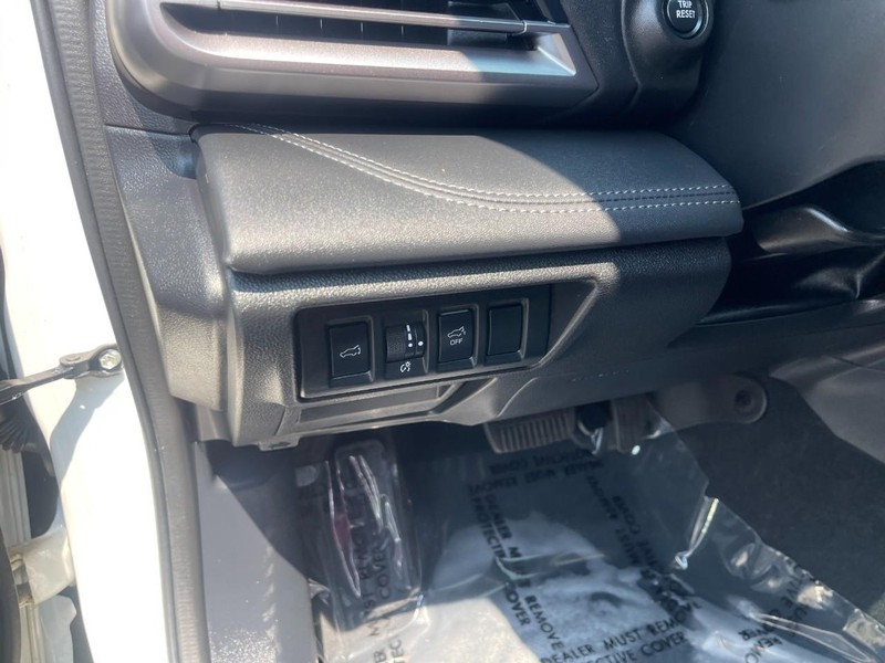Subaru Outback Vehicle Image 23
