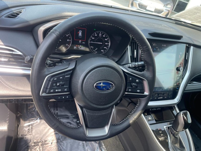 Subaru Outback Vehicle Image 24
