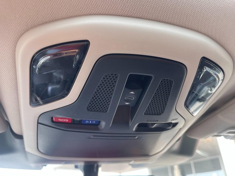 Subaru Outback Vehicle Image 35