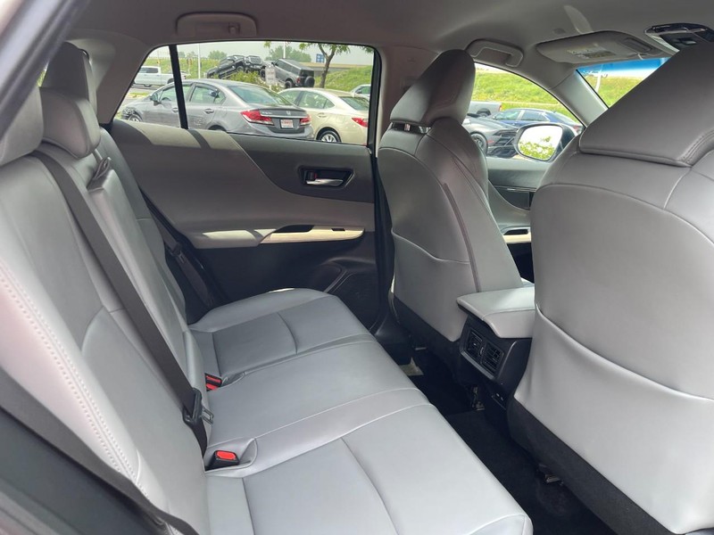 Toyota Venza Vehicle Image 12