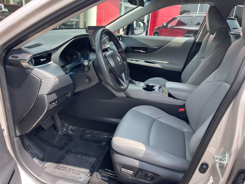 Toyota Venza Vehicle Image 19