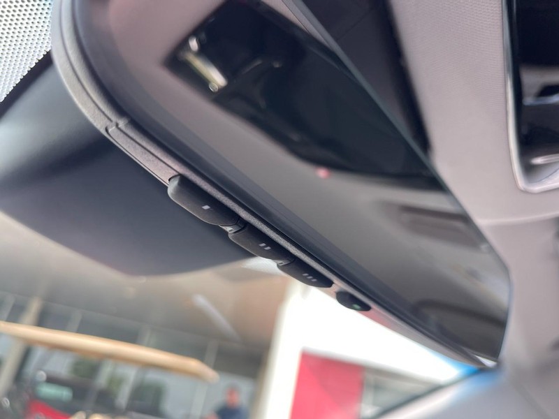 Toyota Venza Vehicle Image 33