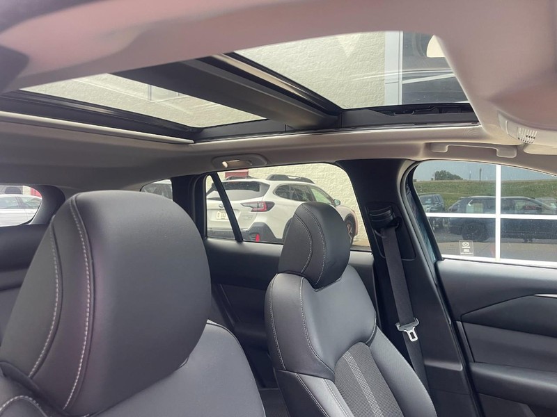 Mazda CX-50 Vehicle Image 04