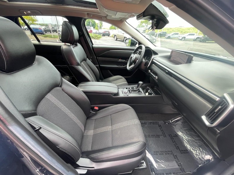 Mazda CX-50 Vehicle Image 11