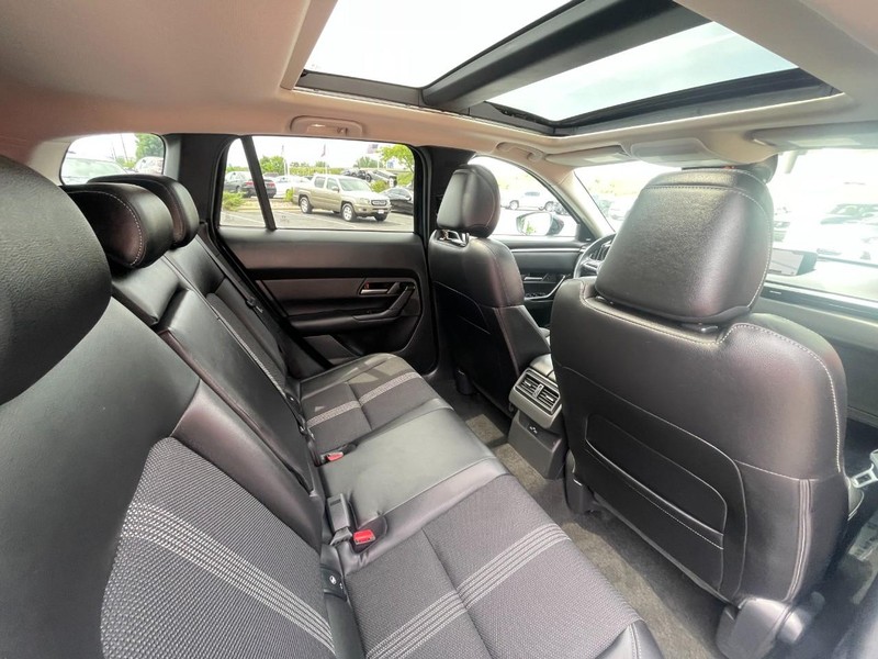 Mazda CX-50 Vehicle Image 14