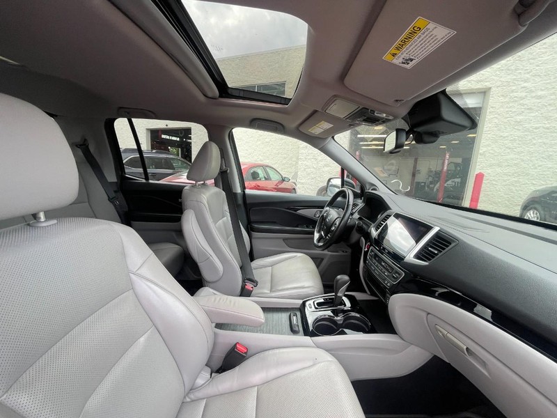 Honda Ridgeline Vehicle Image 04