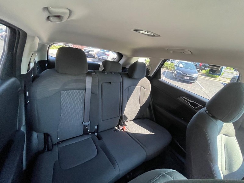 Kia Sportage Vehicle Image 08