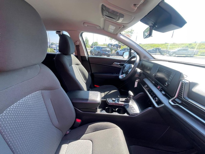 Kia Sportage Vehicle Image 09