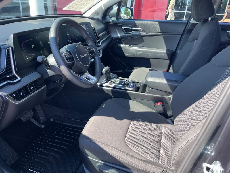 Kia Sportage Vehicle Image 15
