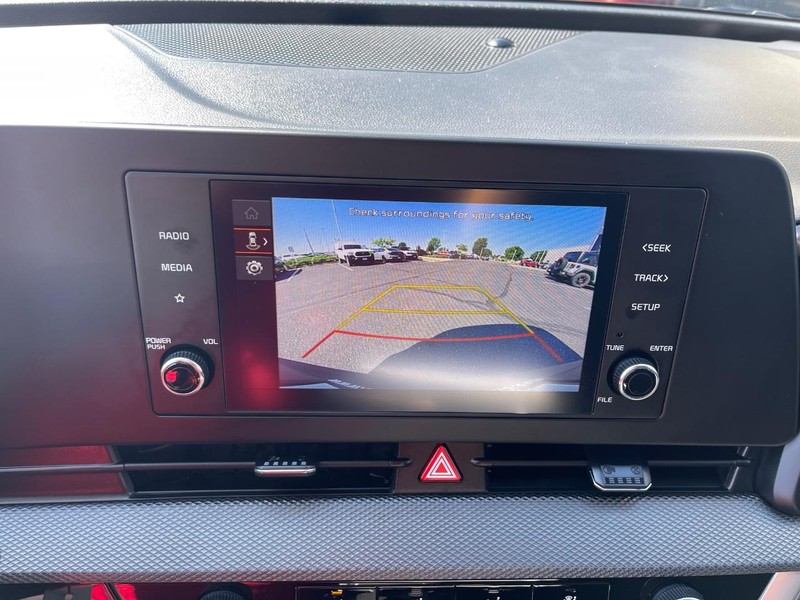 Kia Sportage Vehicle Image 17
