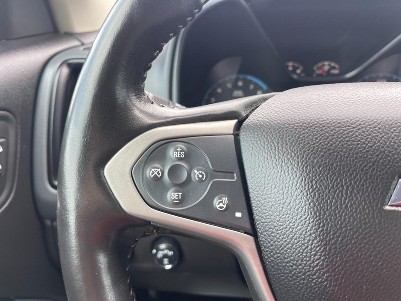 Chevrolet Colorado Vehicle Full-screen Gallery Image 17