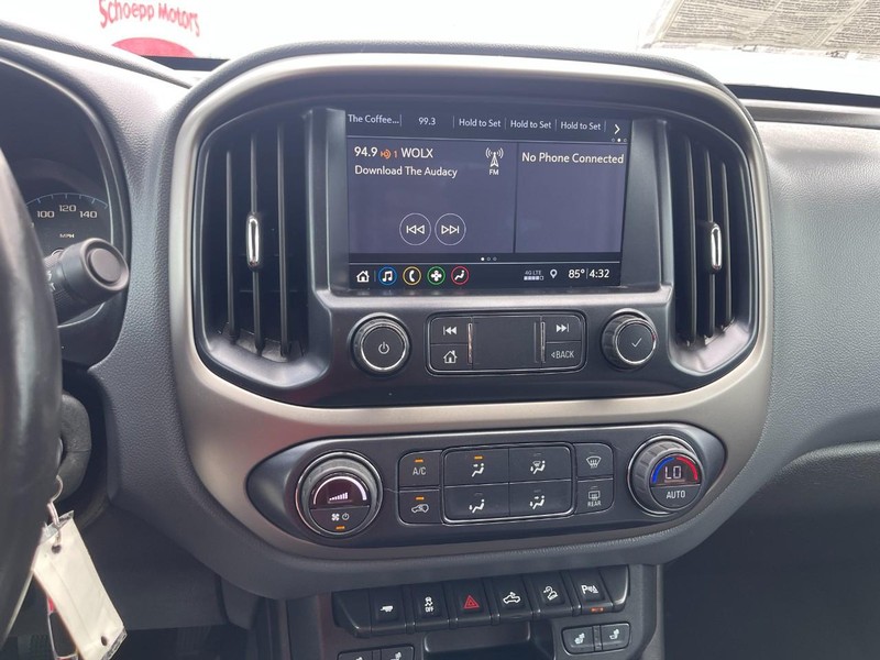 Chevrolet Colorado Vehicle Full-screen Gallery Image 20