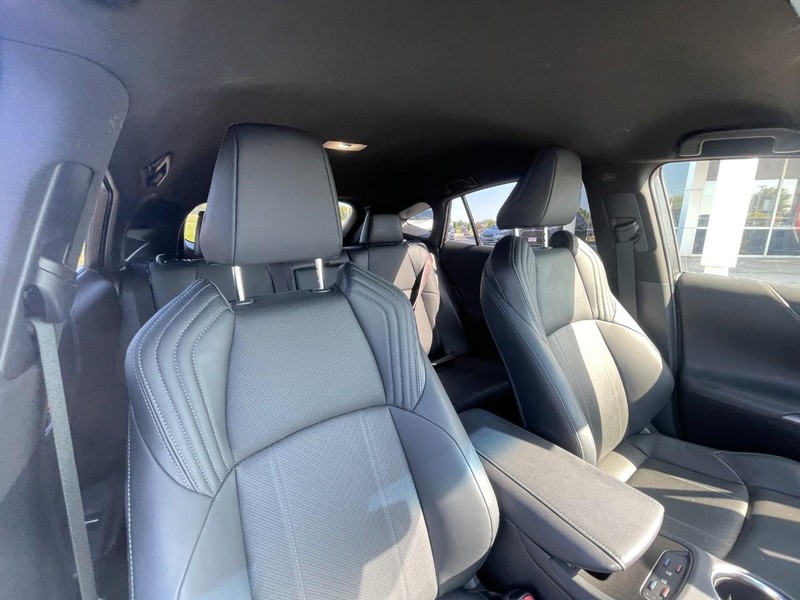 Toyota Venza Vehicle Image 04